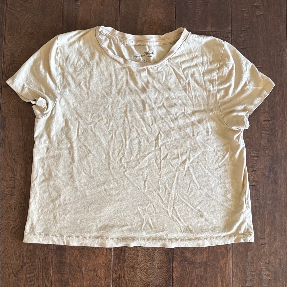 Universal Thread Beige Short Sleeve Tee